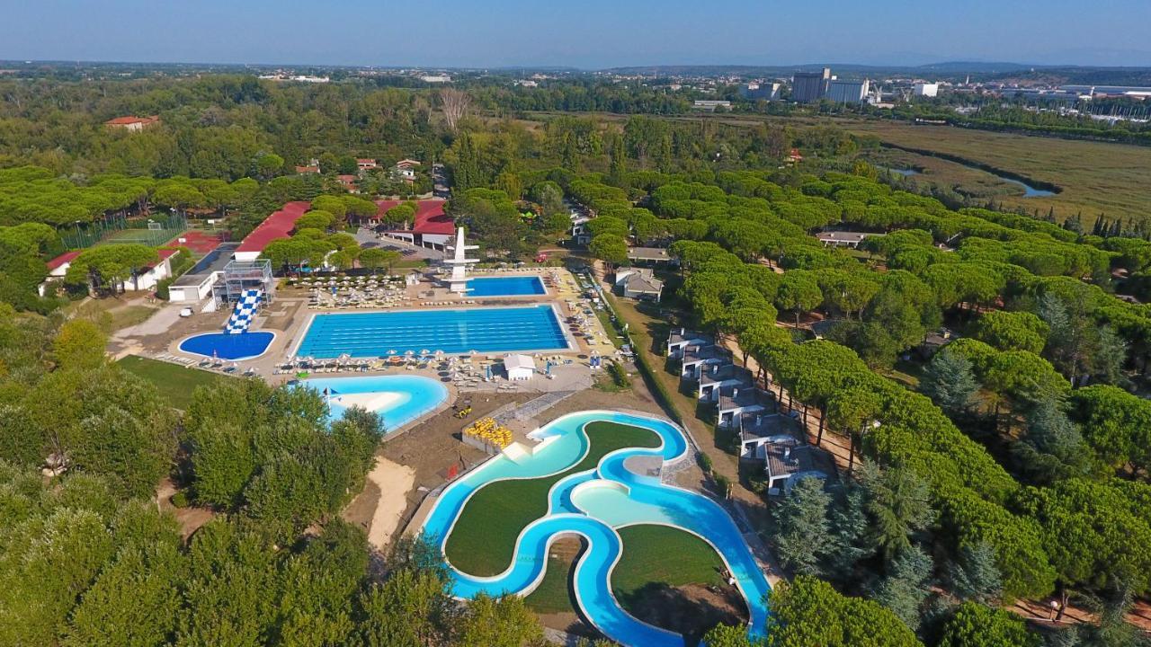 Club Del Sole Marina Julia Family Collection Hotel Exterior photo